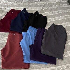 Figs Women's Kade Cargo Scrub Pants